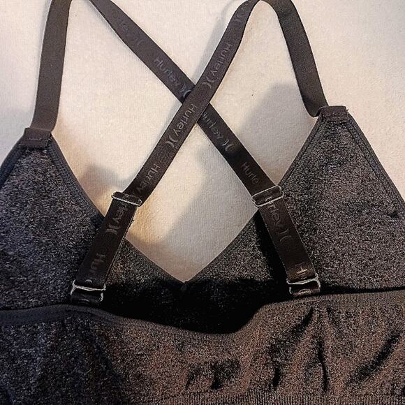 Hurley Signature Sports Bra Size LGRAY Crisscross Back Beach Adjustable Padded - Picture 5 of 11